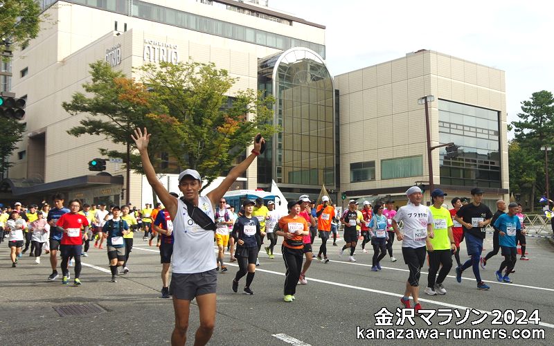 ����}���\��