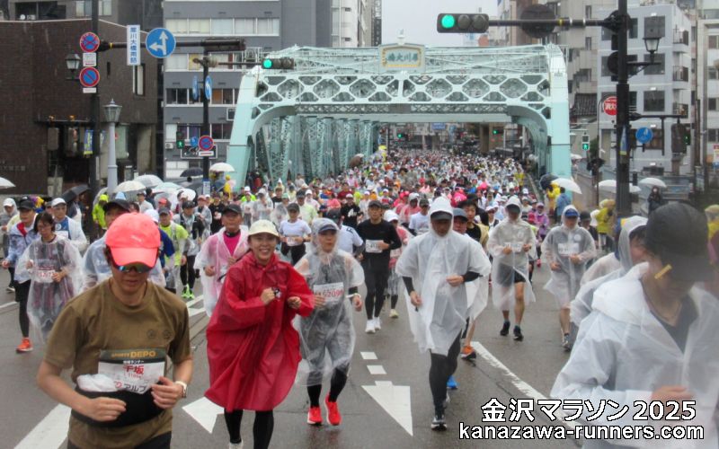 ����}���\��