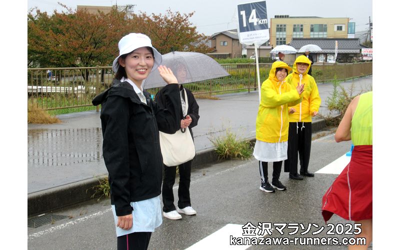 ����}���\��